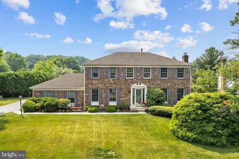 3 Balmoral Dr, Chadds Ford, PA 19317