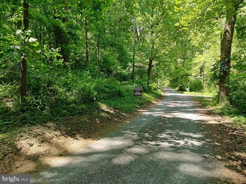 300 Mature Rd, Cochranville, PA 19330
