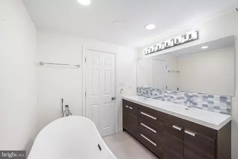 310 Barberry Ln, Wayne, PA 19087 photo 29