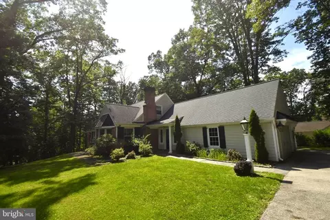 766 Mancill Rd, Wayne, PA 19087 photo 2