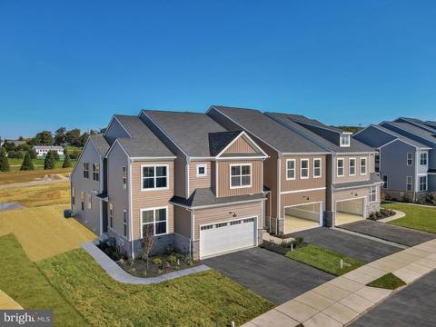 110 Ladbroke Dr, Exton, PA 19341