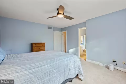 402 Hanover Ct, Chesterbrook, PA 19087 photo 20