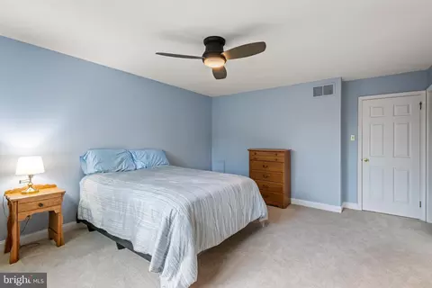 402 Hanover Ct, Chesterbrook, PA 19087 photo 19