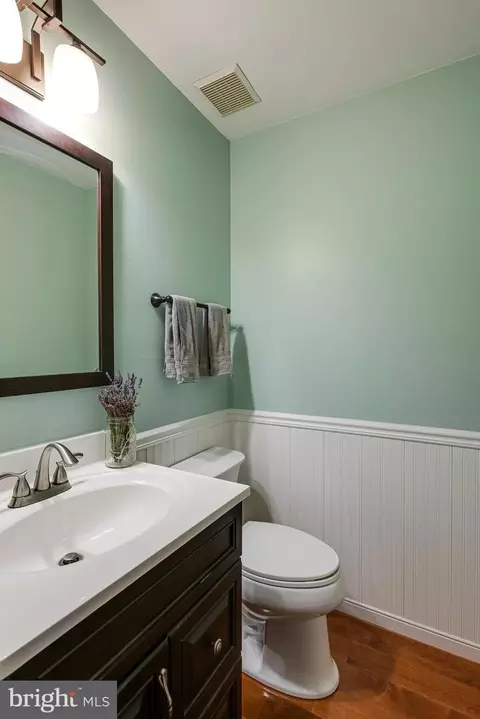 402 Hanover Ct, Chesterbrook, PA 19087 photo 15