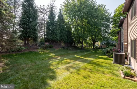 402 Hanover Ct, Chesterbrook, PA 19087 photo 28