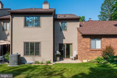 402 Hanover Ct, Chesterbrook, PA 19087 photo 27