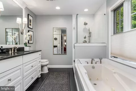302 Heritage Pl, Devon, PA 19333 photo 25