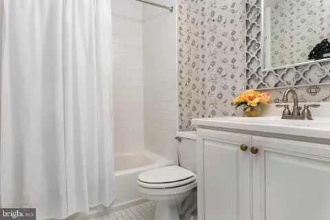 302 Heritage Pl, Devon, PA 19333 photo 29