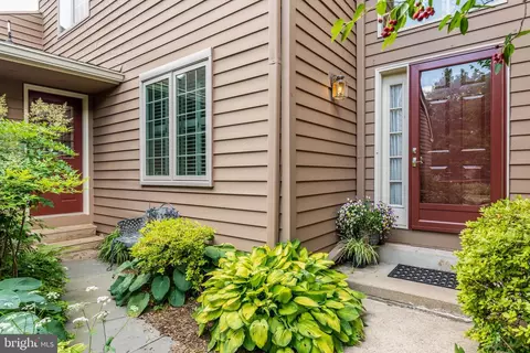 302 Heritage Pl, Devon, PA 19333 photo 35
