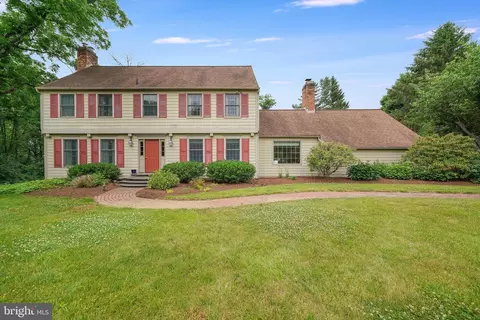 240 Firethorne Dr, West Chester, PA 19382