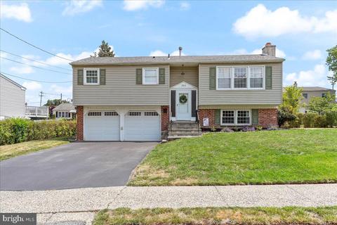 523 Virginia Ave, Phoenixville, PA 19460