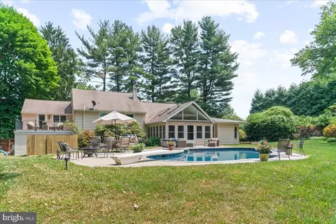 483 Maynard Dr, Wayne, PA 19087 photo 3