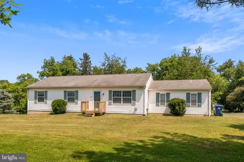 2057 Garden Station Rd, Avondale, PA 19311