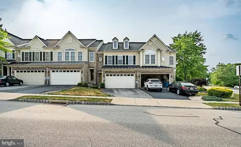 7 Rinehart Rd, Pottstown, PA 19465