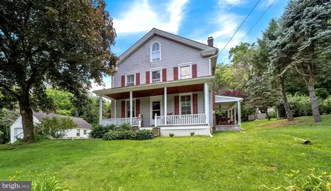 327 Nantmeal Rd, Glenmoore, PA 19343