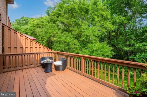 17 Rampart Dr, Chesterbrook, PA 19087 photo 9