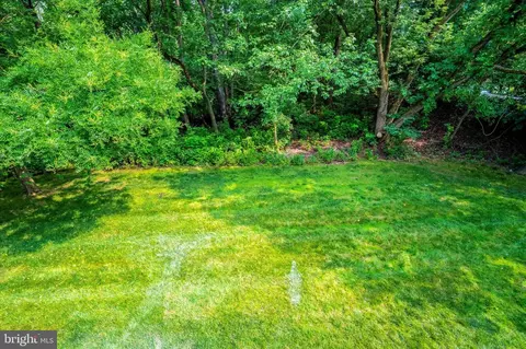 17 Rampart Dr, Chesterbrook, PA 19087 photo 30