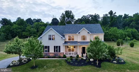 6 Justice Way, Glen Mills, PA 19342