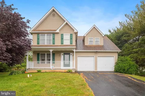 102 Sebastian Dr, Oxford, PA 19363
