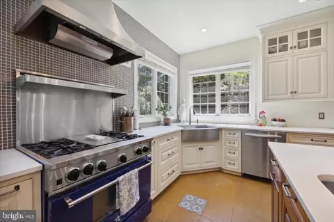 139 Chester Rd, Devon, PA 19333 photo 11