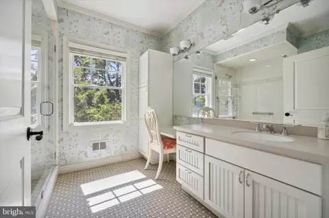 139 Chester Rd, Devon, PA 19333 photo 17