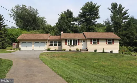 1540 Art School Rd, Chester Springs, PA 19425