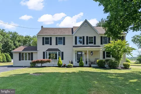 993 Spring City Rd, Phoenixville, PA 19460
