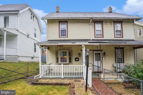 136 S 5th Ave, Coatesville, PA 19320