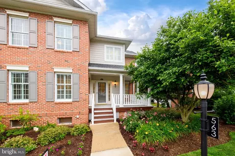 563 Cricket Ln, Downingtown, PA 19335