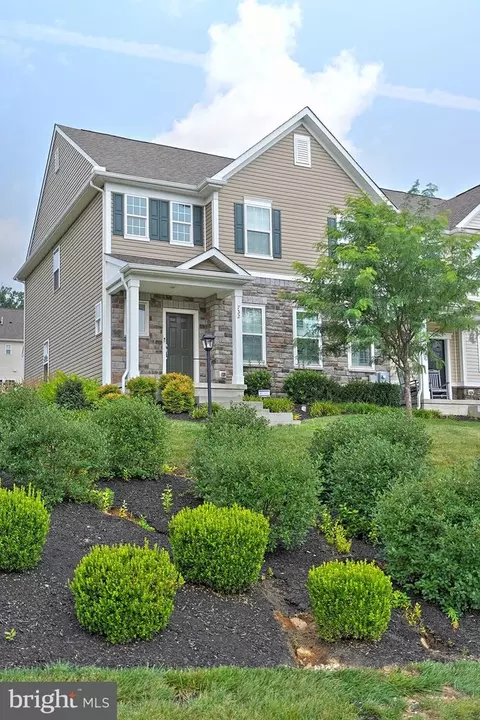 732 Sun Valley Ct, Chester Springs, PA 19425