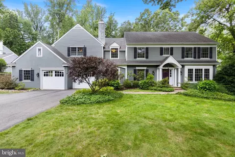 448 Glenwyth Rd, Wayne, PA 19087