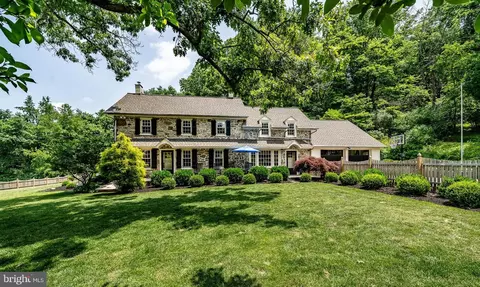 966 Kimberton Rd, Chester Springs, PA 19425