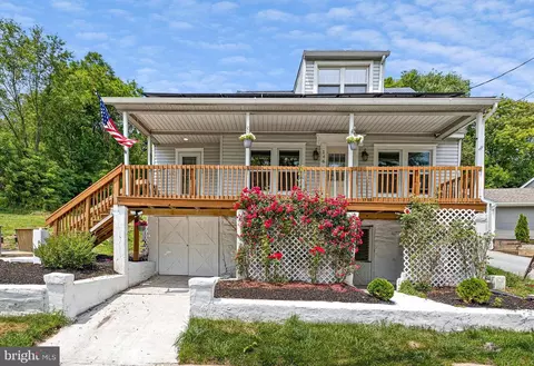 146 Modena Rd, Coatesville, PA 19320