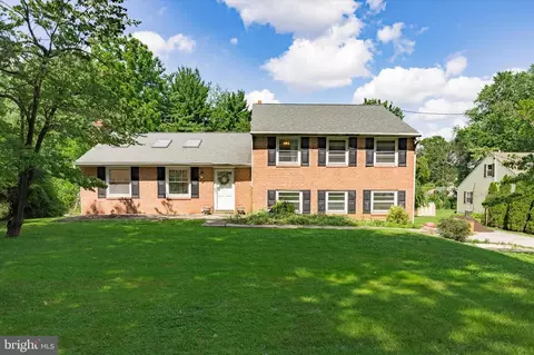 1443 Valley Forge Rd, Wayne, PA 19087