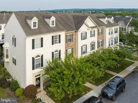 2504 Overture Dr, Phoenixville, PA 19460
