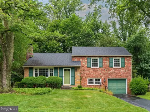 325 Spencer Rd, Devon, PA 19333