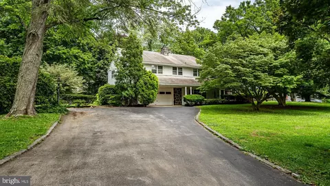 831 Roslyn Ave, West Chester, PA 19382