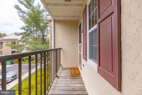 Exterior - 118 Valley Stream Cir, Chesterbrook, PA 19087 photo 3 of 5
