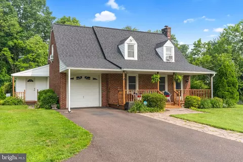 1421 Chestnut Hill Rd, Pottstown, PA 19465