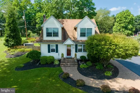 220 Long Ln, West Chester, PA 19380