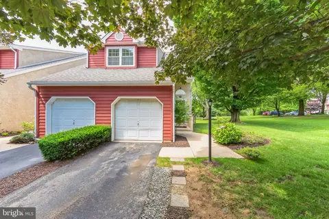 508 Worington Dr, West Chester, PA 19382