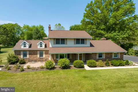 506 Butternut Dr, Parkesburg, PA 19365