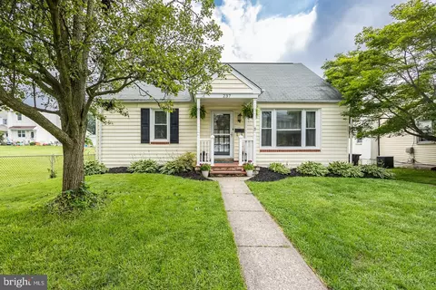 237 Morris St, Phoenixville, PA 19460