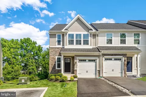 149 Mulberry Dr, Malvern, PA 19355