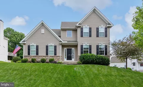 130 N Sidesaddle Ln, Coatesville, PA 19320
