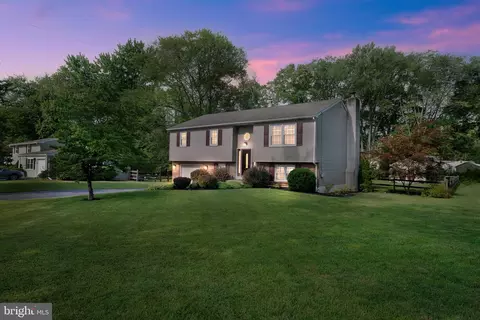 1288 Country Ln, West Chester, PA 19380