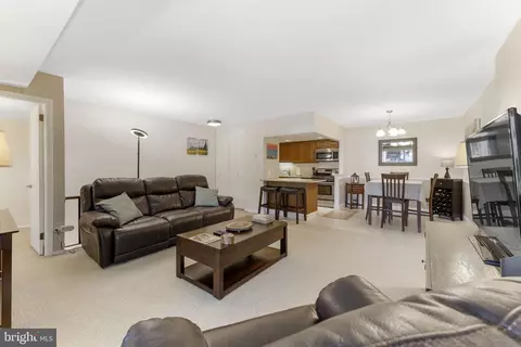 154 Old Forge Xing, Devon, PA 19333 photo 9