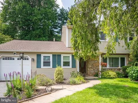 504 Municipal Dr, Thorndale, PA 19372