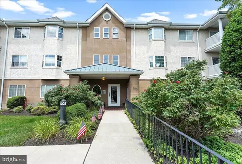 514 Paoli Pointe Dr #514M, Paoli, PA 19301