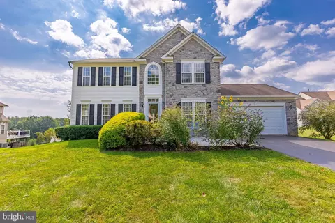 23 Newton Cir, West Grove, PA 19390